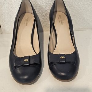 Cole Haan Women's Navy Blue Leather Pumps
